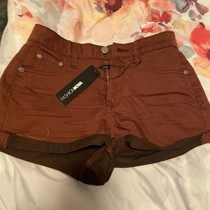 BRAND NEW FASHION NOVA BROWN SHORTS SIZE XS NWT
